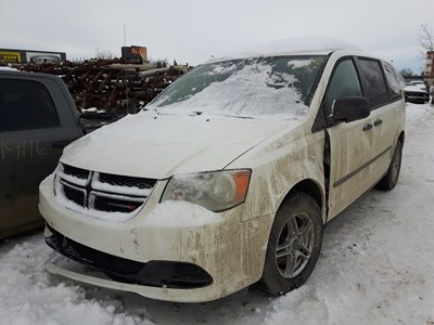 J20014, 12 Caravan, 3.6L, AOD, 4X4.jpg (1)