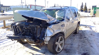 J20114, 10 Escalade, 6.2L.jpg