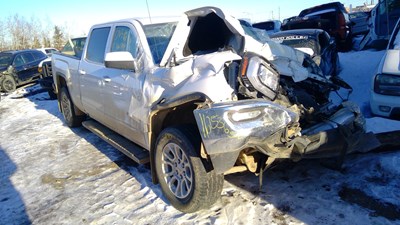 J21001, 18 Sierra1500, 5.3L.jpg