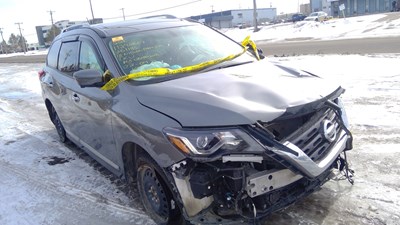 J21027, 18 Pathfinder, 3.5L.jpg