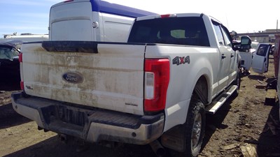 J21032, 17 F250, 6.2L.jpg