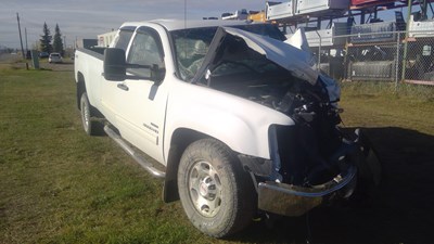 J21082, 10 Sierra3500, 6.6L Diesel.jpg