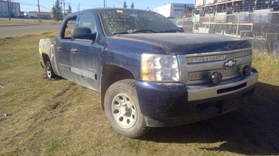J21085, 11 Silv1500, 5.3L.jpg