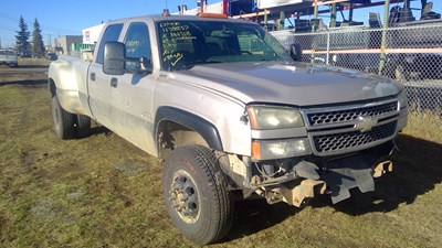 J21087, 05 Silv1500, 6.6L Diesel.jpg