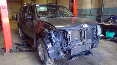 J22043, 10 Pathfinder, 4.0L.jpg