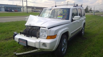 J22060, 10 Commander, 5.7L Hemi.jpg