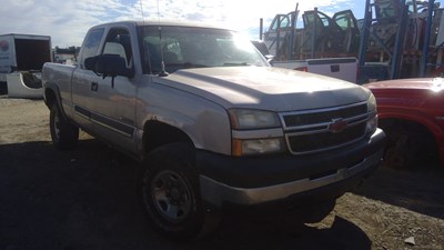 J22077, 06 Silv2500, 6.0L.jpg