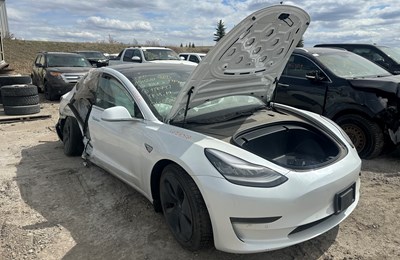 W24058_2020_TESLA_MODEL3.jpg