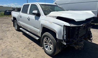 W24086_2018_SILVERADO1500_5.3L.jpg