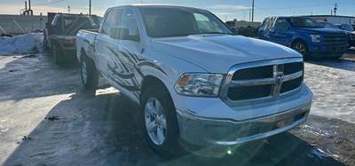 W25004_2019_RAM1500_5.7L.jpg