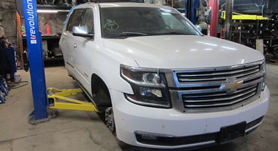 W25009_2016_TAHOE_5.3L.JPG
