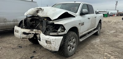 W25026_2014_RAM2500_6.4L.jpg