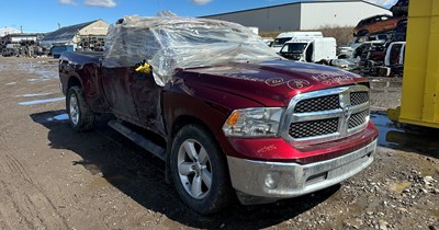 W25036_2022_RAM1500_3.6L.jpg