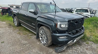 W25072_2018_SIERRADENALI1500_6.2L.jpg (1)