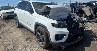 W26037_2024_GRANDCHEROKEE_3.6L.jpeg