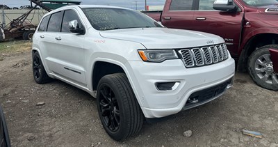 W26042_2018_GRANDCHEROKEE_3.6L.jpeg