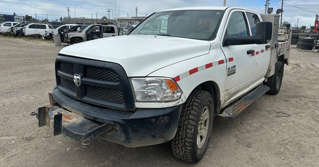 W26071_2014_RAM2500_5.7L.jpeg